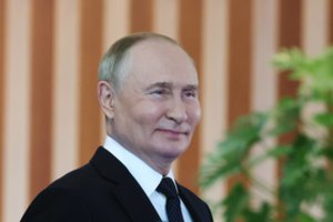 Iš V. Putino – pareiškimas: leidimas naudoti ilgojo nuotolio ginklus reikštų NATO karą su Rusija