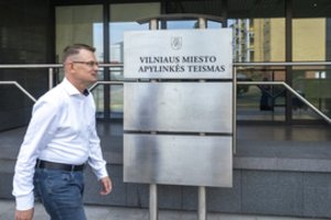 Teisme sutriko eksministro A. Dulkio atmintis, tačiau iš salės tikisi išeiti kaip nugalėtojas