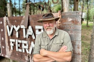 V. Radzevičiaus fermą užpuolė kenkėjai: žinomas vyras stojo į kovą