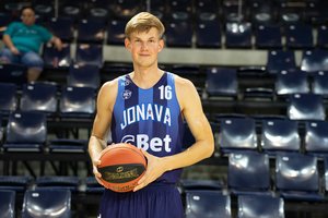 Jonavą papildė pernai LKL žaidęs jaunas aukštaūgis