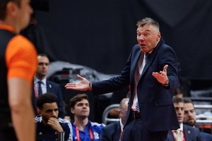 Š. Jasikevičiaus „Fenerbahce“ nugalėjo madų sostinės komandą
