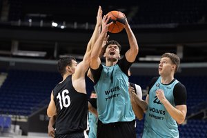 Pasiruošime be pralaimėjimų – „vilkai“ nugalėjo ir „Ryto“ skriaudikus