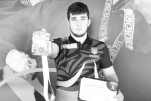 Gindamas Ukrainą nuo rusų okupantų žuvo dukart pasaulio pankrationo čempionas