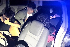 Pasieniečiai nutraukė šešių neteisėtų migrantų kelionę į Vakarų Europą