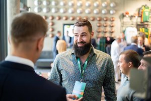 Tvirtos rankos LKF prezidento poste norintis J. Valančiūnas: „Aš tikiu Robertu ir jis laimės“