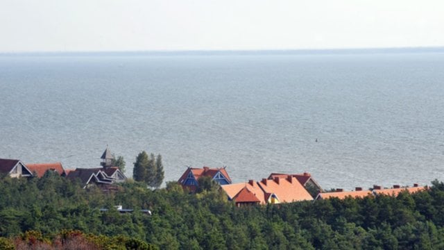 Kuršių nerijoje pradėti griauti nelegalūs statiniai: atsakė, kiek tai atsieis ir kas laukia