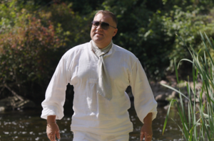 Dainų autorius Donatas Bukauskas pristato naują dainą: „Mūsų stiprybė – džiaugsme“