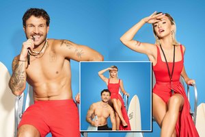 U. Siparė ir V. Baumila prieš fotoobjektyvą nusimetė drabužius