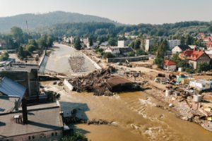 Nuo potvynių nukentėjusių regionų vadovai susitiks Lenkijoje ES pagalbai aptarti