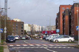 Kada būstą geriau pirkti su paskola, o kada – taupyti ir mokėti grynaisiais: specialistas davė patarimų