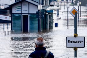 Mirtį nešusi stichija dar neslūgsta: Oderio upės potvynio banga pasiekė Vroclavą