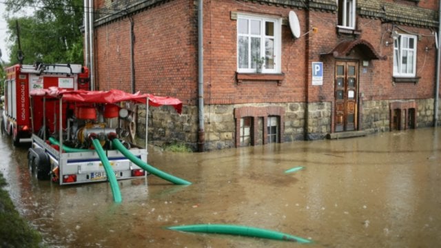 Po neregėtų potvynių Centrinėje Europoje skamba pavojaus varpai: mokslininkai kaltina klimato kaitą