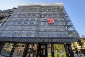 Statybininkai peržengė visas ribas: vieną svarbiausių Kauno pastatų renovuoja tiesiog kaip nori