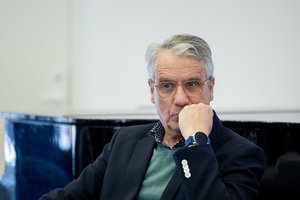 VRK priims sprendimus dėl ryšių su SSRS tarnybomis nenurodžiusių kandidatų D. Arlausko ir K. Biliaus