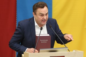 P. Gražulis jau spėjo pasižymėti EP: prieš visą salę citavo Šventąjį Raštą, žėrė kritiką Izraeliui