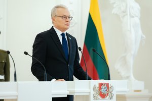 G. Nausėda Žūvančiųjų gelbėjimo kryžiais apdovanojo 33 žydų gelbėtojus