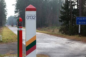 Pasienyje su Baltarusija neįleista 15 sieną neteisėtai bandžiusių kirsti asmenų