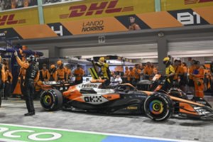 „Formulės 1“ Singapūro trasoje – nuostabus L. Norrisas ir „McLaren“ dominavimas