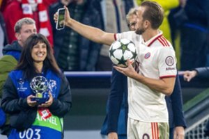 Pasaulio sporto savaitė: Didžiojo futbolo sugrįžimas, Indijos šachmatų triumfas ir intriga „Formulės-1“ čempionate