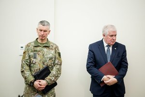 A. Anušauskas neabejoja, kad informacija apie V. Rupšį yra sąmoningai dozuojama: atrodo kaip spaudimas teisėsaugai