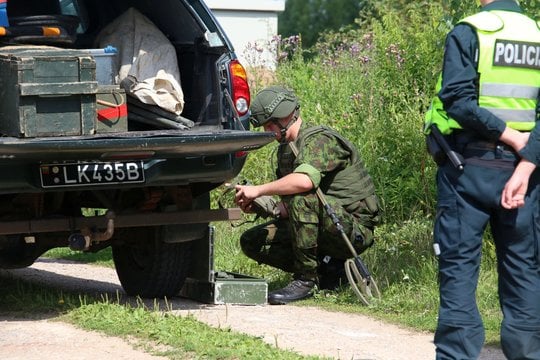 Kauno, Raseinių, Šakių, Vilkaviškio, Klaipėdos ir Tauragės rajonuose rasta sprogmenų