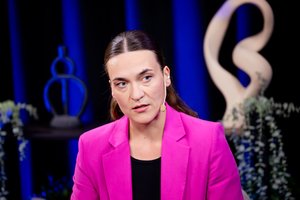 R. Morkūnaitė-Mikulėnienė matytų poreikį peržiūrėti nacionalinį susitarimą dėl švietimo: klausimų kelia atlyginimų skaičiavimas