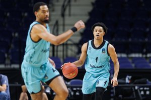 Antroje mačo dalyje buksavę „Wolves“ sezoną Europoje pradėjo nesėkme prieš buvusio žalgiriečio klubą