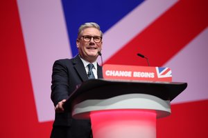 K. Starmeris surengs derybas su ES vadovais dėl planų „perkrauti“ santykius po „Brexit‘o“