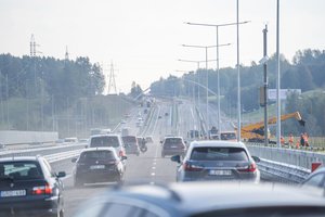 Atidarytas vienas iš naujai pastatytų Kleboniškio tiltų: perspėja, kad keičiasi eismo tvarka