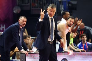 Š. Jasikevičius praskleidė „Fenerbahce“ širmą: rinko žmones, o ne krepšininkus, kol kas turi vardus, o ne žaidėjus