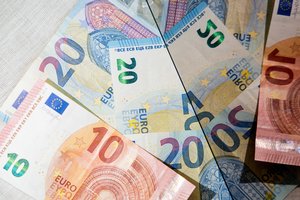 Naujausi šalių ekonomikos rodikliai suteikia vilčių, jog ECB palūkanų normas dar kartą mažinti gali jau netrukus