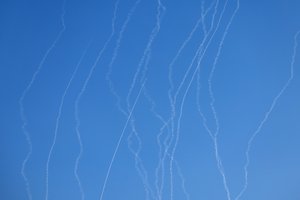 IDF: šiaurės Izraelis iš Libano apšaudytas svaidmenimis