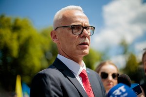 S. Džiautas kritikuoja, kad VSAT neturi įgaliojimų numušti meteorologinių balionų: tai nacionalinio saugumo klausimas