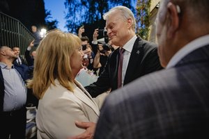 Ar G. Nausėda jau „formuoja“ valdančiąją daugumą? Kvietimo susitikti sulaukė tik trys partijos