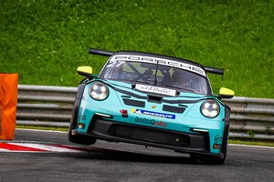 Lietuvis iškovojo centrinės Europos „Porsche Sprint Challenge“ čempiono titulą