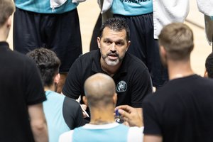 Po „Hapoel“ žvaigždžių kojomis kritęs „Wolves“ strategas atsiduso: galėjome laimėti