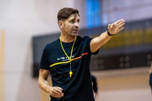 Su Lietuvos rinktine susipažinęs naujasis treneris H. Silva: „Radau labai motyvuotą komandą“