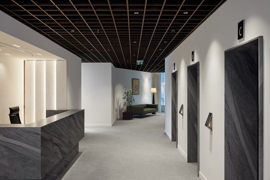 Naują banko veidą sukūrė dvi merginos 