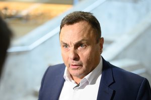 Rinkimų agitacijos metu R. Žemaitaičio komandos narys trenkė P. Gražuliui