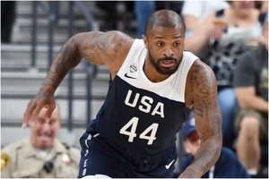 „Clippers“ kratosi antrojo vyriausiojo NBA žaidėjo paslaugų