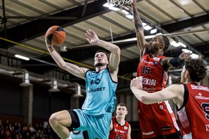 Susipriešinimo su legionieriais neįžvelgęs „Wolves“ lietuvis Matas Jogėla: „Mūsų niekas negąsdina“