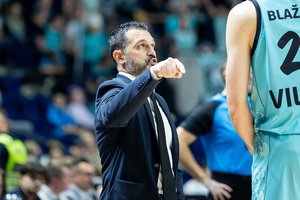 Ant auklėtinių po eilinio pralaimėjimo rėkęs A. Magro: „Vyrukai, tai yra procesas“