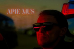 Popmuzika ir elektroniniu skambesiu stebinęs Paulius Sinkevičius verčia naują puslapį: žmona, dukra ir dar du „vaikai“ pakeliui