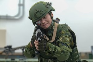 Apklausa: dauguma taivaniečių gintų salą nuo Kinijos