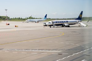„Ryanair“ įspėja apie pokyčius: už šios taisyklės nesilaikymą teks gerokai paploninti piniginę