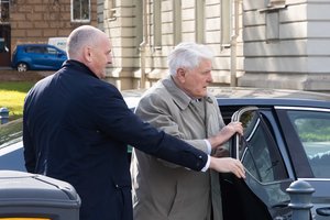 V. Adamkus įvardino savo lūkesčius naujai valdžiai