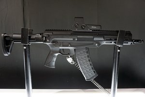 Rusai pradės masinę naujo ginklo gamybą