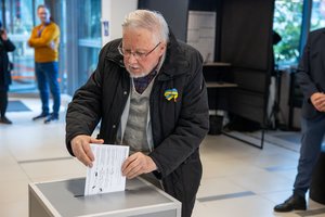 V. Landsbergis išsakė lūkestį būsimam Seimui: tikisi ne visai prarasto proto