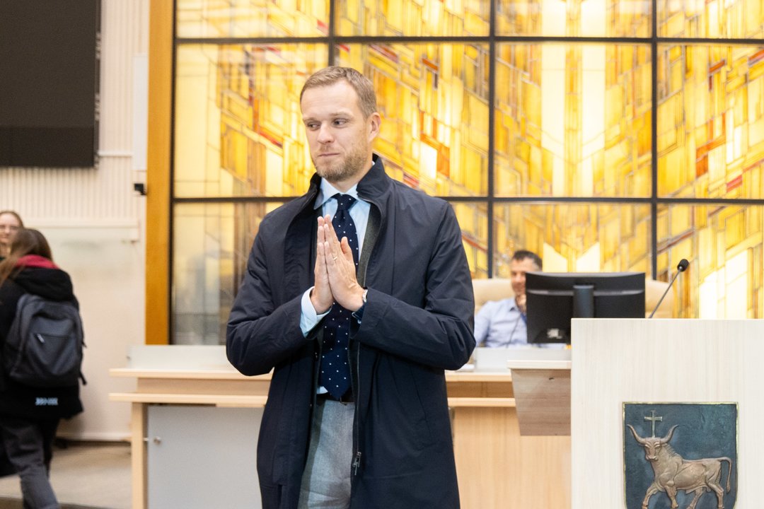 G. Landsbergis balsuoja.<br> G. Bitvinsko nuotr.