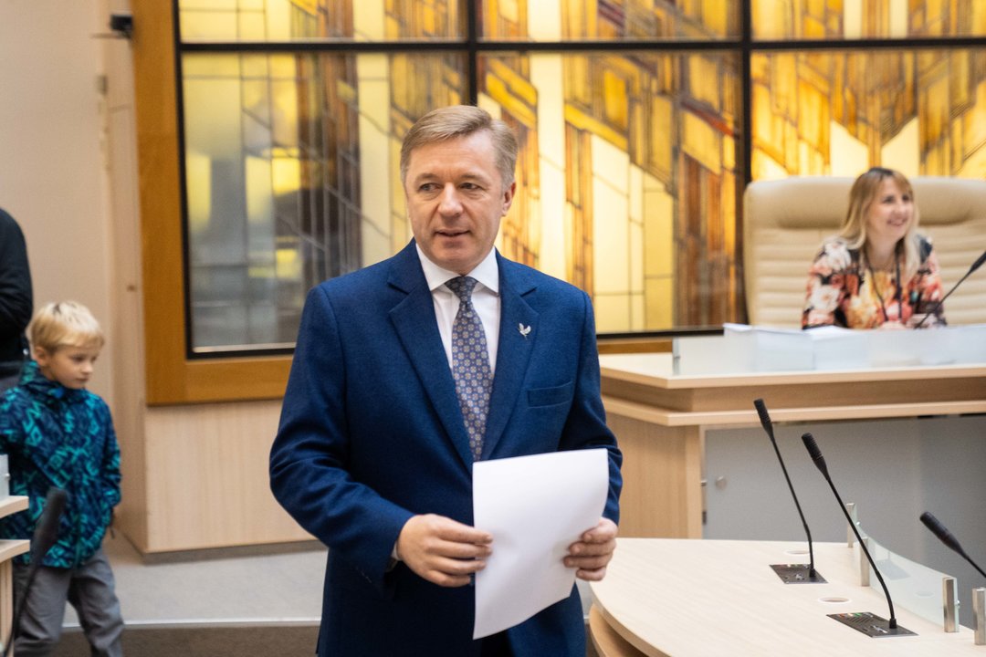  R.Karbauskis balsuoja Kaune.<br> G.Bitvinsko nuotr.